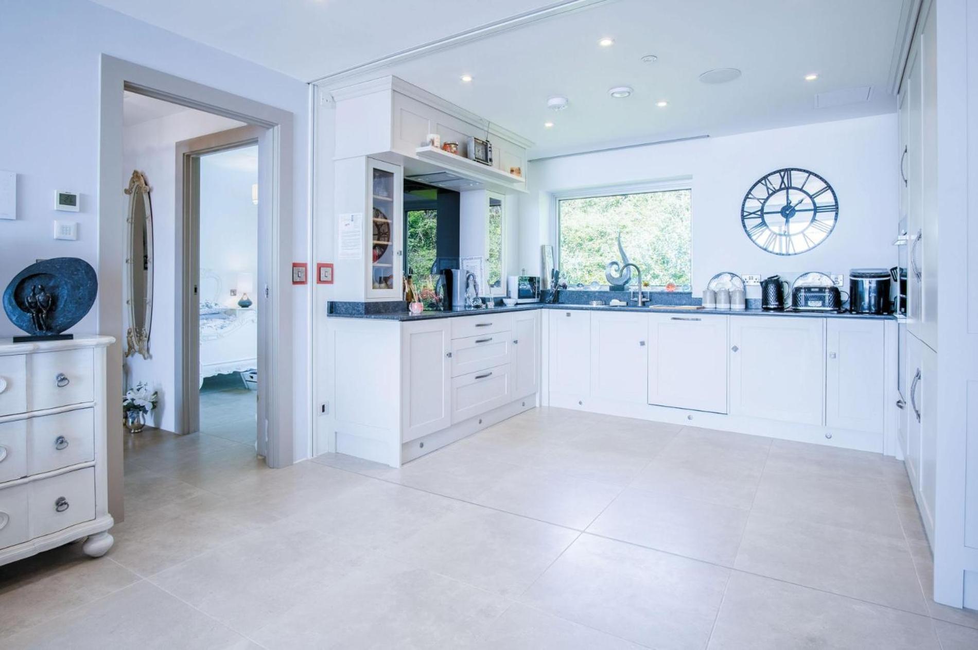 Waters Edge - 2 Bedroom - Tenby